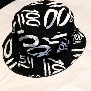 💯 Bucket Hat